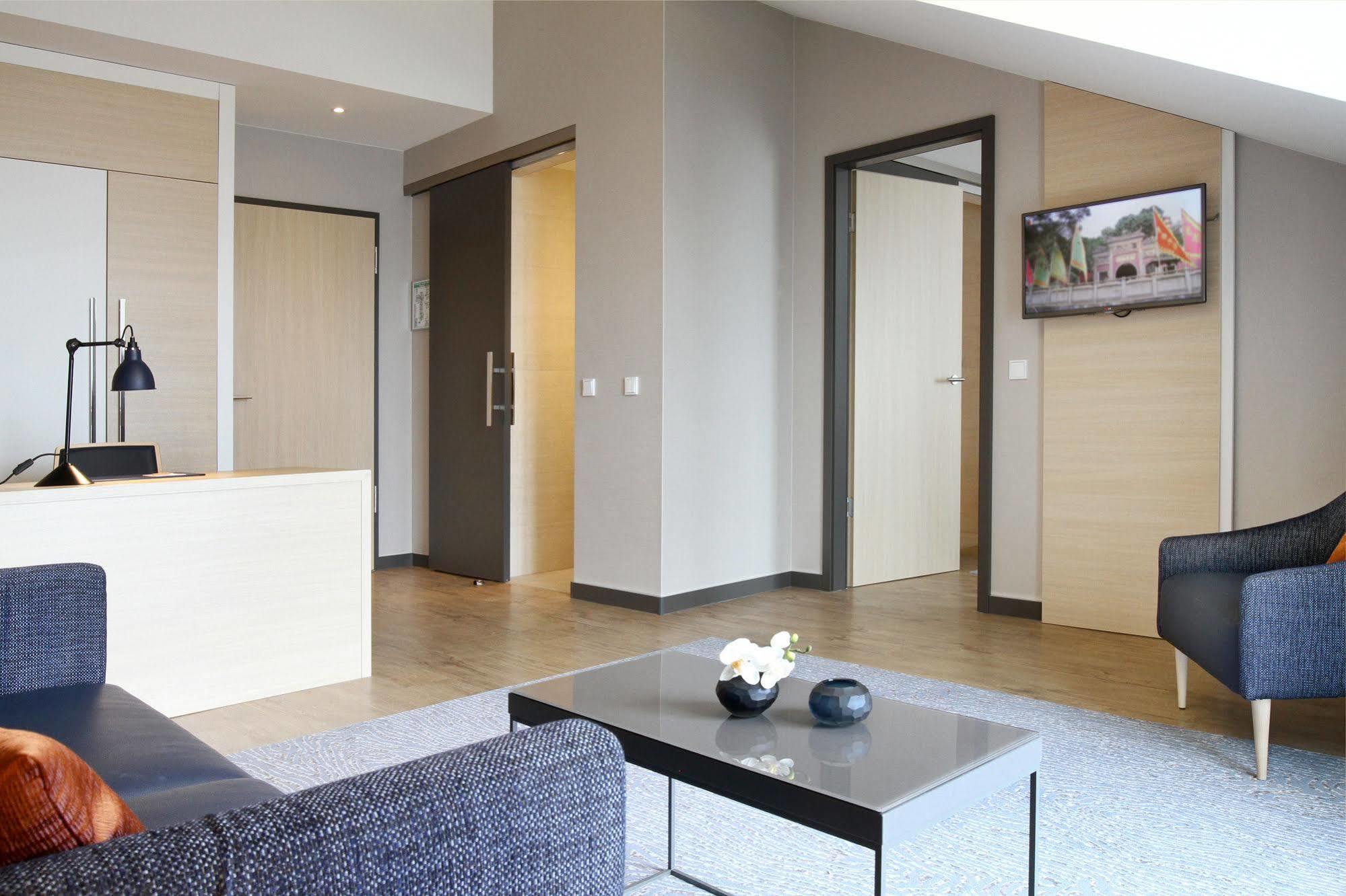 Hafenhotel Meereszeiten هايليغنهافن المظهر الخارجي الصورة